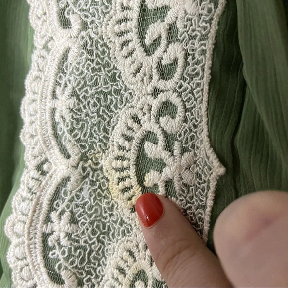 Sheer Lace Top Embroidered Blouse Gathered Long Sleeve Size Large - Picture 7 of 9